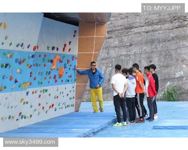 北京攀岩队灵活性引发热议运动员表现与训练方法的深度探讨
