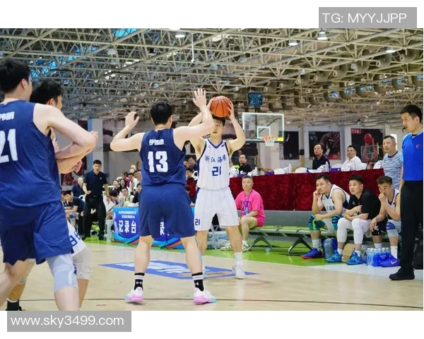 北京篮球队的现状揭秘:从训练到比赛的全方位分析与展望 北京篮球队的现状揭秘:从训练到比赛的全方位分析与展望