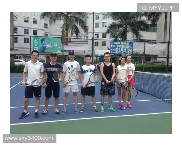 深圳网球队实力揭秘:网球巨献背后的故事与成就 深圳网球队实力揭秘:网球巨献背后的故事与成就